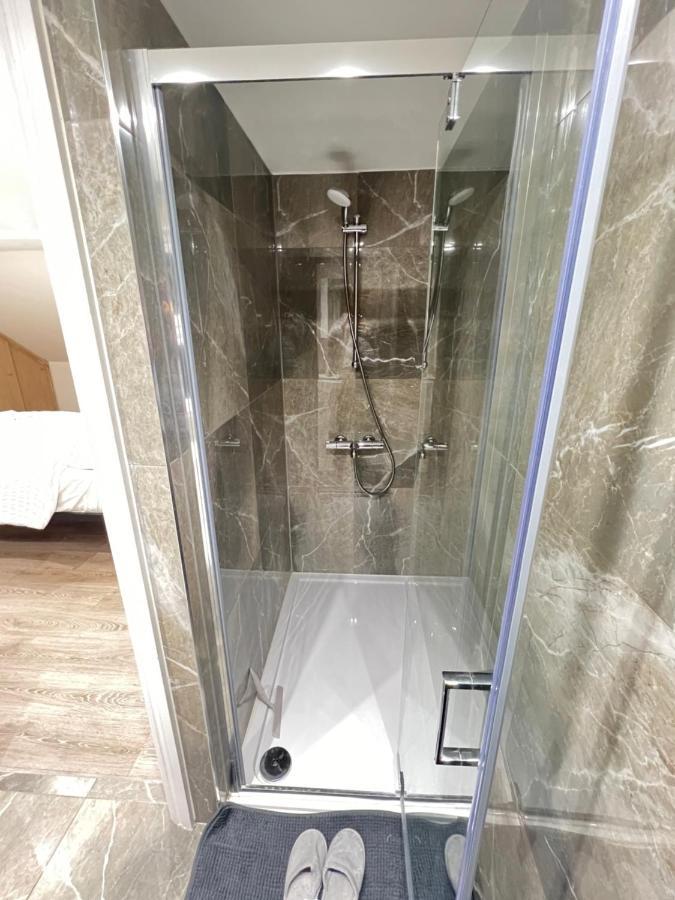 Stayeasy En-Suite Лондон Экстерьер фото