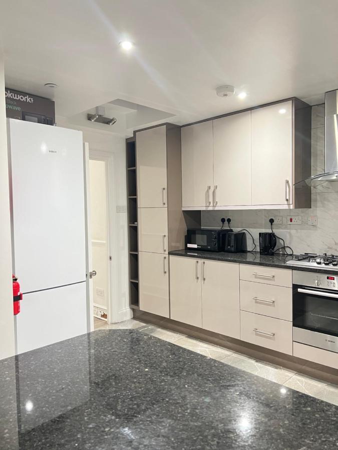 Stayeasy En-Suite Лондон Экстерьер фото
