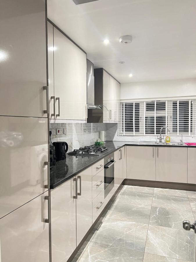 Stayeasy En-Suite Лондон Экстерьер фото